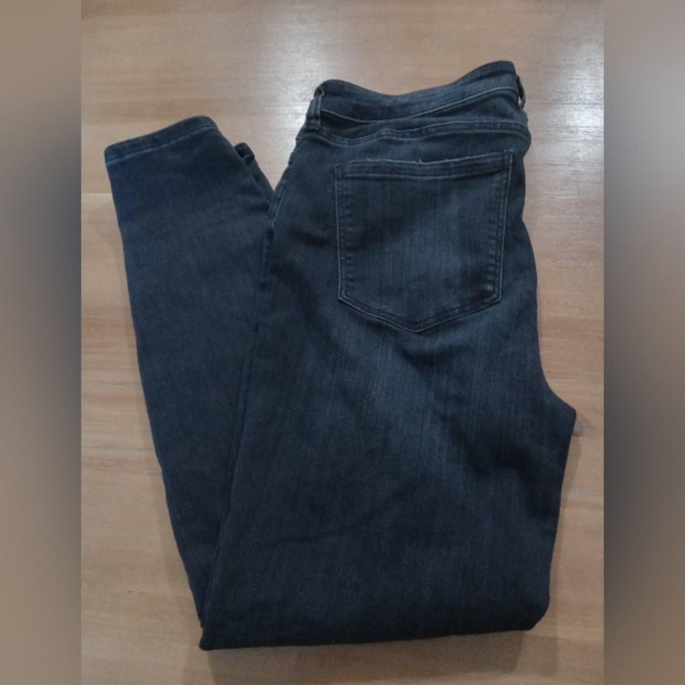 Liverpool Ankle Skinny Jeans EUC Dark Blue Soft Premium Denim 14 32